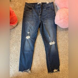 Abercrombie & Fitch curve love the super skinny ankle jean